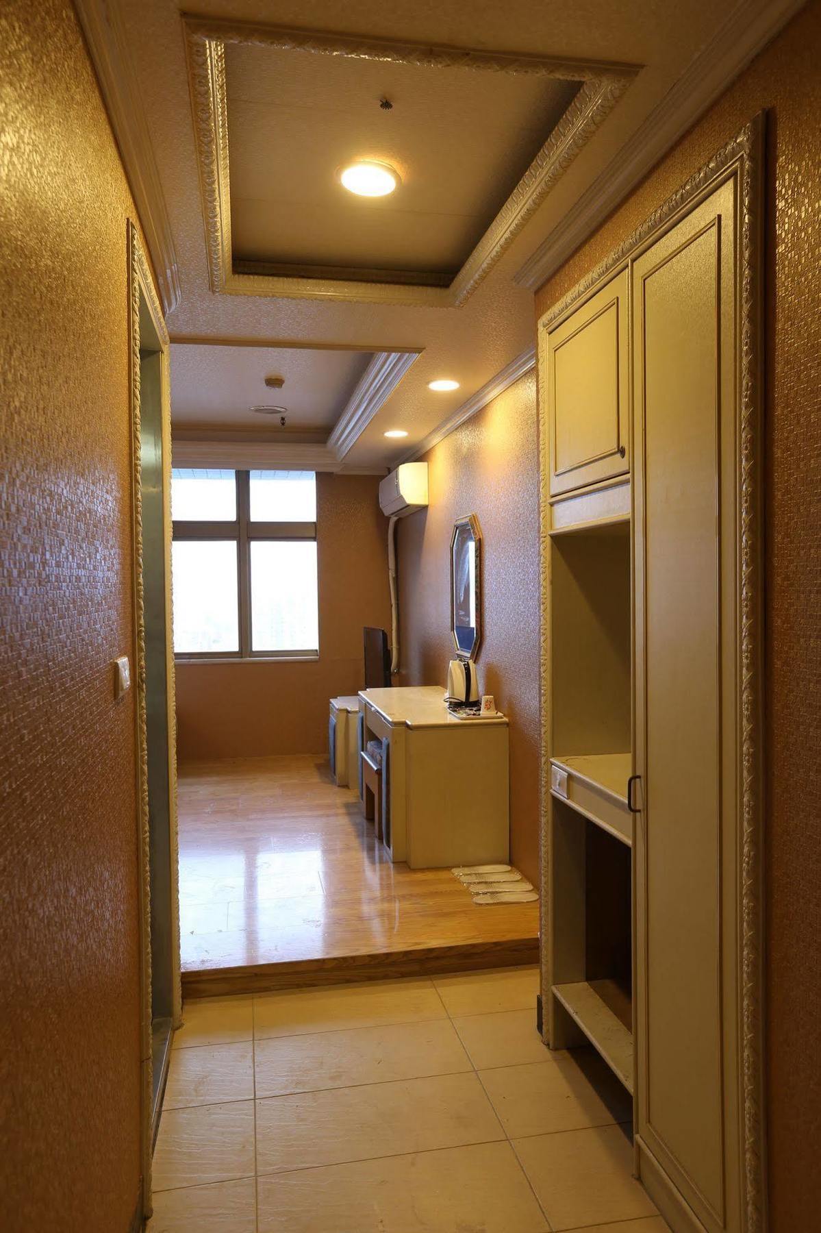 Banciaoking Hotel Taipei Exterior photo